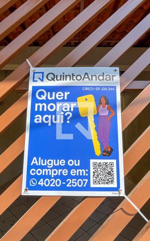 Casa à venda com 220m², 5 quartos e 4 vagas Casa à venda com 220m², 5 quartos e 4 vagasPlaca