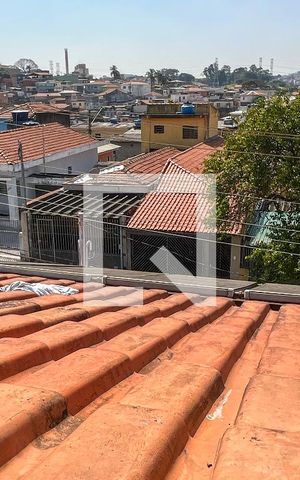 Casa à venda com 220m², 5 quartos e 4 vagas Casa à venda com 220m², 5 quartos e 4 vagasPlaca solar