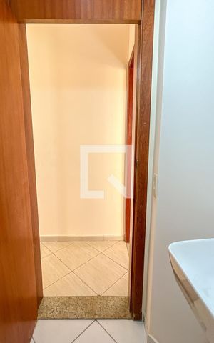 Casa à venda com 220m², 5 quartos e 4 vagas Casa à venda com 220m², 5 quartos e 4 vagasLavabo