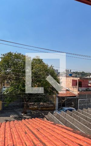 Casa à venda com 220m², 5 quartos e 4 vagas Casa à venda com 220m², 5 quartos e 4 vagasVista da Sacada do Quarto 2