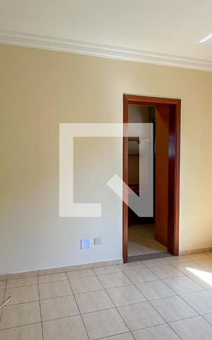 Casa à venda com 220m², 5 quartos e 4 vagas Casa à venda com 220m², 5 quartos e 4 vagasSuíte