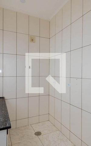 Casa à venda com 125m², 2 quartos e 2 vagasCozinha - Edícula 