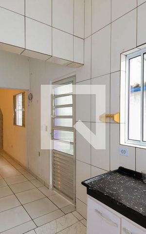 Casa à venda com 125m², 2 quartos e 2 vagasCozinha - Edícula 