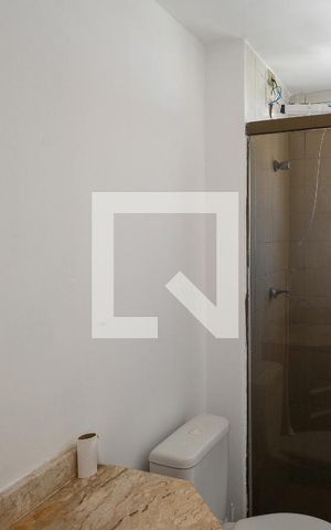 Apartamento à venda com 62m², 2 quartos e 1 vaga Apartamento à venda com 62m², 2 quartos e 1 vagaBanheiro