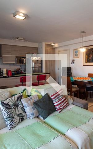Apartamento à venda com 79m², 2 quartos e 1 vaga Apartamento à venda com 79m², 2 quartos e 1 vagaSala