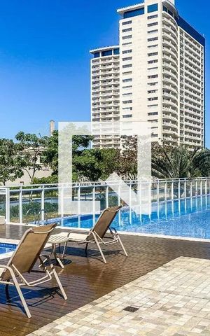 Apartamento à venda com 79m², 2 quartos e 1 vaga Apartamento à venda com 79m², 2 quartos e 1 vagaÁrea comum - Piscinas