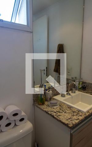 Apartamento à venda com 79m², 2 quartos e 1 vaga Apartamento à venda com 79m², 2 quartos e 1 vagaBanheiro da Suíte