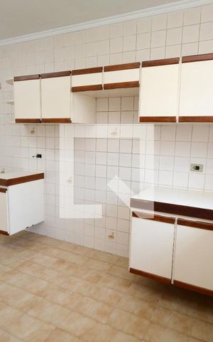 Casa à venda com 140m², 4 quartos e 2 vagasCozinha