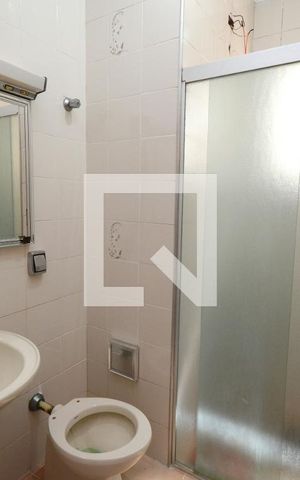 Casa à venda com 140m², 4 quartos e 2 vagasBanheiro da Suíte 1