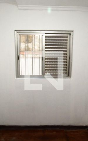 Casa à venda com 140m², 4 quartos e 2 vagasSuíte 2