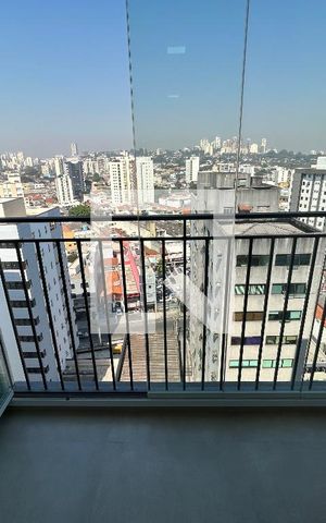 Apartamento à venda com 36m², 2 quartos e sem vaga Apartamento à venda com 36m², 2 quartos e sem vagaVaranda