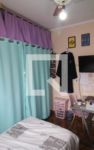 Casa à venda com 230m², 5 quartos e 4 vagasQuarto 1