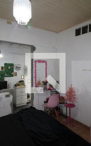 Casa à venda com 230m², 5 quartos e 4 vagasQuarto 2