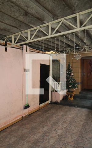 Casa à venda com 230m², 5 quartos e 4 vagasGaragem