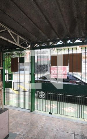 Casa à venda com 230m², 5 quartos e 4 vagasGaragem
