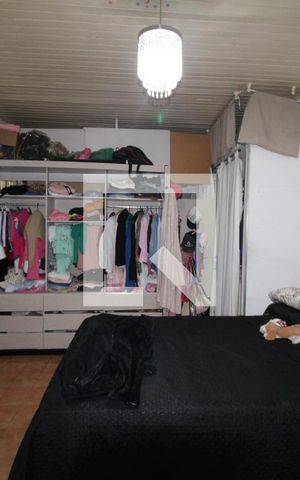 Casa à venda com 230m², 5 quartos e 4 vagasQuarto 2
