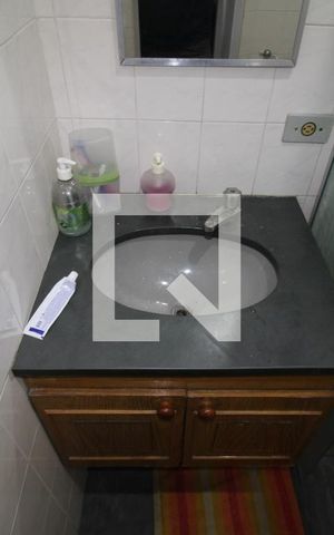 Casa à venda com 230m², 5 quartos e 4 vagasBanheiro 2