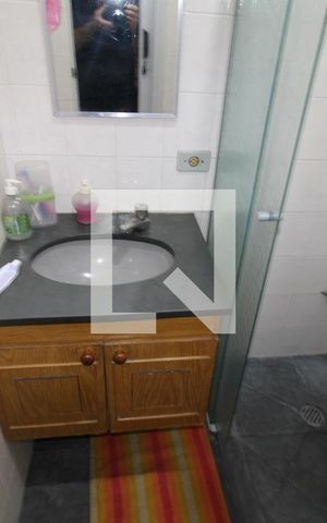 Casa à venda com 230m², 5 quartos e 4 vagasBanheiro 2
