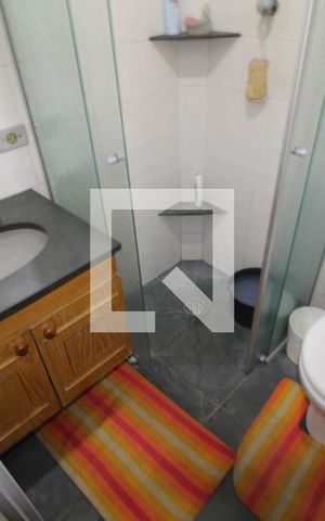 Casa à venda com 230m², 5 quartos e 4 vagasBanheiro 2