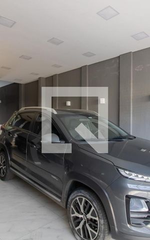 Casa à venda com 200m², 3 quartos e 3 vagas Casa à venda com 200m², 3 quartos e 3 vagasGaragem