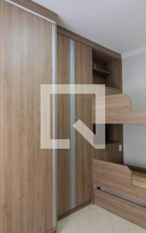 Casa à venda com 200m², 3 quartos e 3 vagas Casa à venda com 200m², 3 quartos e 3 vagasQuarto 2
