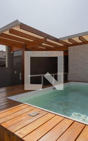 Casa à venda com 200m², 3 quartos e 3 vagas Casa à venda com 200m², 3 quartos e 3 vagasTerraço