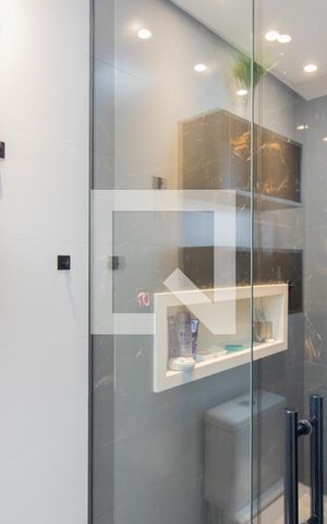 Casa à venda com 200m², 3 quartos e 3 vagas Casa à venda com 200m², 3 quartos e 3 vagasBanheiro da Suíte