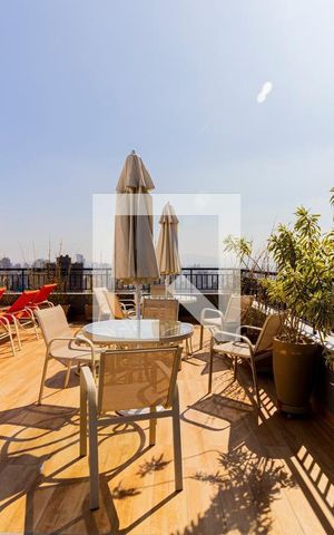 Studio à venda com 24m², 1 quarto e sem vaga Studio à venda com 24m², 1 quarto e sem vagaÁrea comum - Piscina