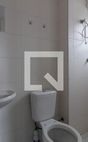 Apartamento à venda com 30m², 1 quarto e sem vaga Apartamento à venda com 30m², 1 quarto e sem vagaBanheiro da Suíte 1