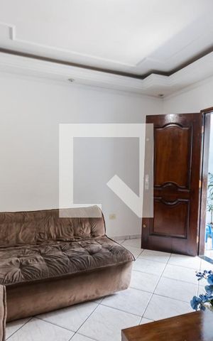 Casa à venda com 250m², 3 quartos e 4 vagas Casa à venda com 250m², 3 quartos e 4 vagasSala