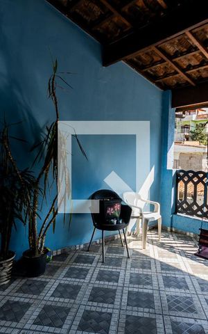 Casa à venda com 250m², 3 quartos e 4 vagas Casa à venda com 250m², 3 quartos e 4 vagasÁrea externa