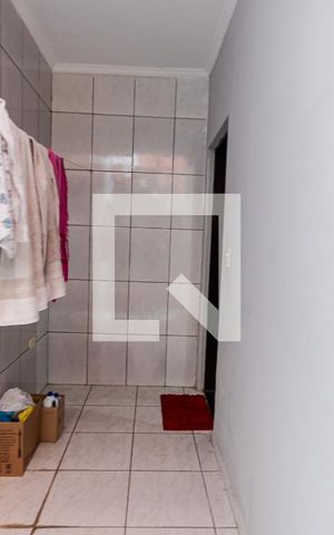 Casa à venda com 250m², 3 quartos e 4 vagas Casa à venda com 250m², 3 quartos e 4 vagasÁrea de Serviço