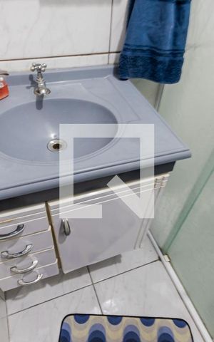 Casa à venda com 250m², 3 quartos e 4 vagas Casa à venda com 250m², 3 quartos e 4 vagasBanheiro