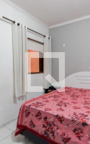 Casa à venda com 250m², 3 quartos e 4 vagas Casa à venda com 250m², 3 quartos e 4 vagasSuíte