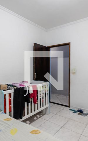 Casa à venda com 250m², 3 quartos e 4 vagas Casa à venda com 250m², 3 quartos e 4 vagasQuarto