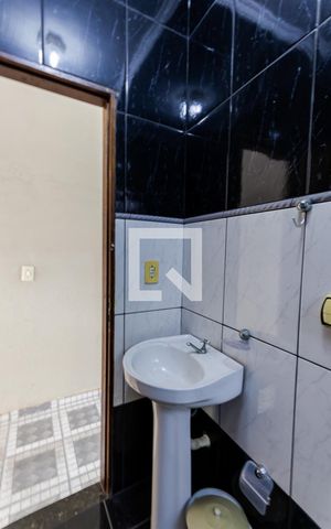 Casa à venda com 250m², 3 quartos e 4 vagas Casa à venda com 250m², 3 quartos e 4 vagasBanheiro Área gourmet