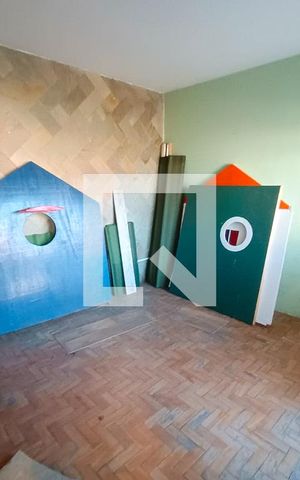 Casa à venda com 95m², 2 quartos e 6 vagas Casa à venda com 95m², 2 quartos e 6 vagasSala