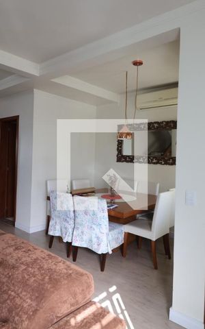 Casa à venda com 140m², 3 quartos e 3 vagasSala