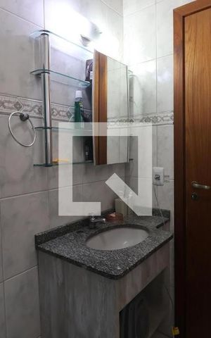 Casa à venda com 140m², 3 quartos e 3 vagasBanheiro Social