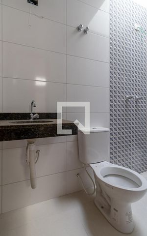 Casa à venda com 179m², 3 quartos e 2 vagasBanheiro Suíte 2