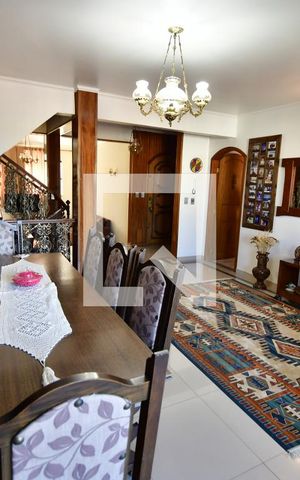 Casa à venda com 400m², 4 quartos e 4 vagasSala 1