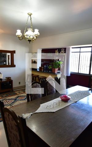 Casa à venda com 400m², 4 quartos e 4 vagasSala 1