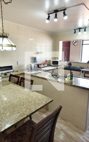 Casa à venda com 400m², 4 quartos e 4 vagasCozinha
