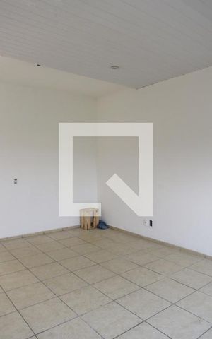 Casa para alugar com 118m², 4 quartos e 2 vagasSala