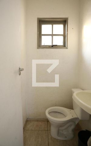 Casa para alugar com 118m², 4 quartos e 2 vagasLavabo