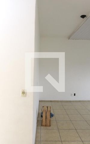 Casa para alugar com 118m², 4 quartos e 2 vagasSala