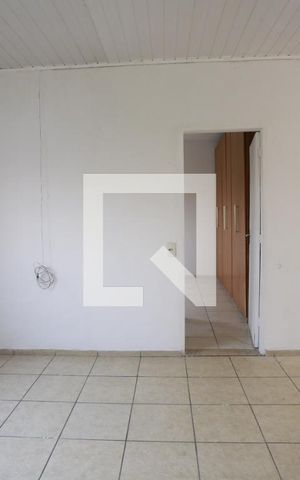 Casa para alugar com 118m², 4 quartos e 2 vagasSala