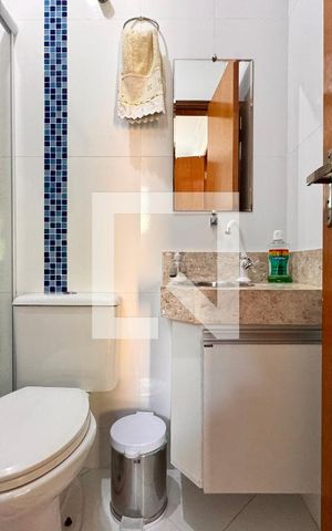 Apartamento à venda com 120m², 2 quartos e 2 vagas Apartamento à venda com 120m², 2 quartos e 2 vagasBanheiro de serviço