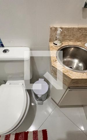 Apartamento à venda com 120m², 2 quartos e 2 vagas Apartamento à venda com 120m², 2 quartos e 2 vagasBanheiro de serviço