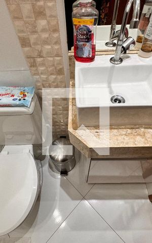 Apartamento à venda com 120m², 2 quartos e 2 vagas Apartamento à venda com 120m², 2 quartos e 2 vagasBanheiro da Suíte